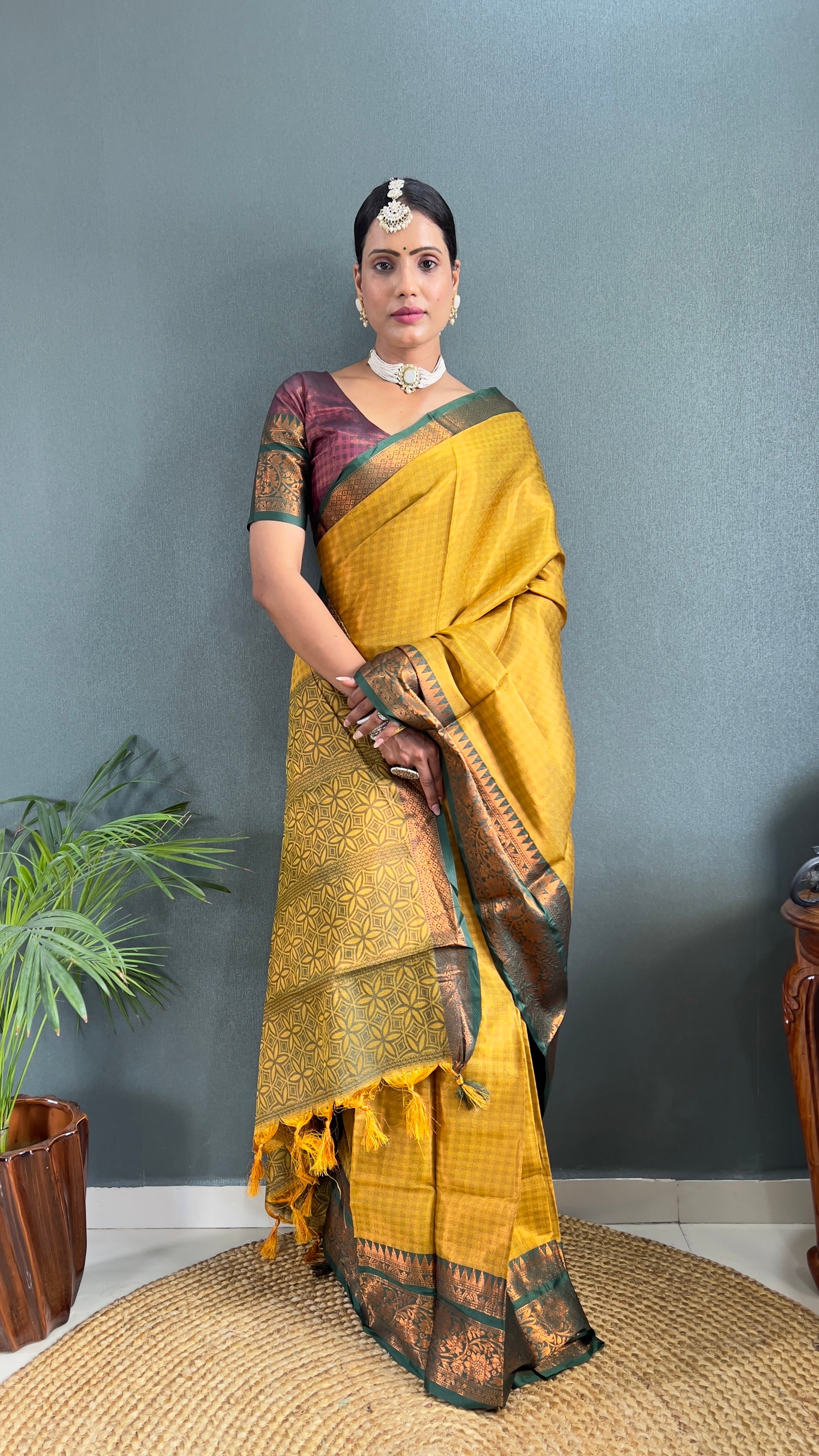 READY TO WEAR SAREE IN JUST 1. MIN