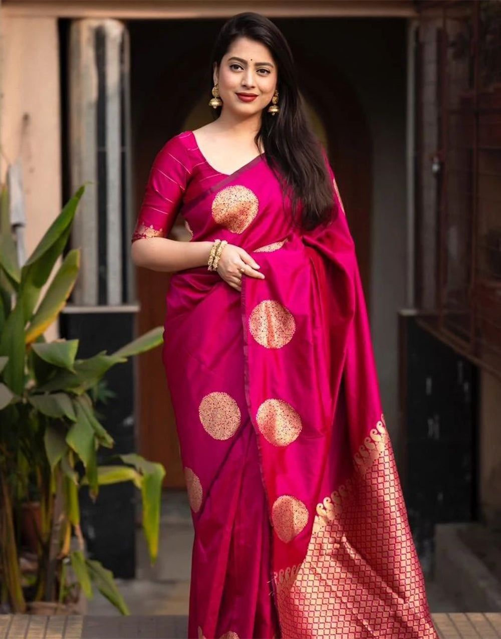 Ruby Pink Silk Saree With Zari Weaving Work