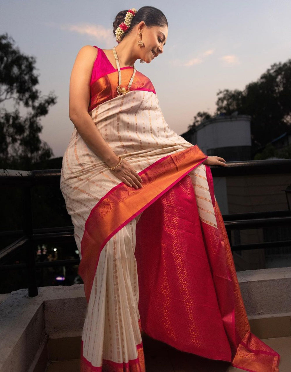 White & Pink Kanjivaram Silk Saree With Zari Weaving Work