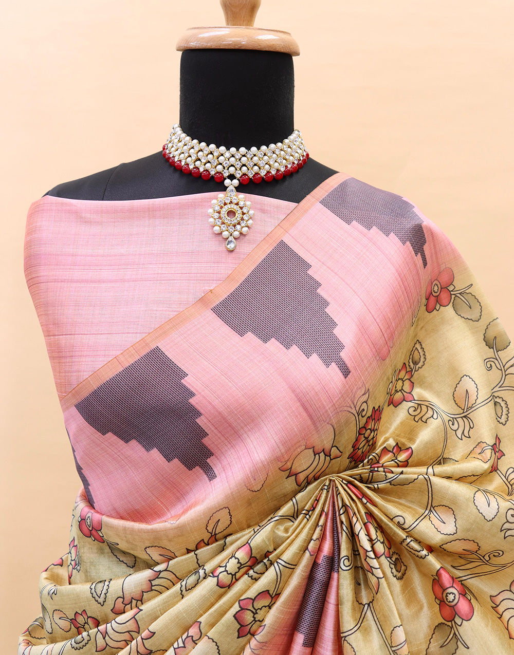 Light Yellow Silk Saree With Digital Printed Work