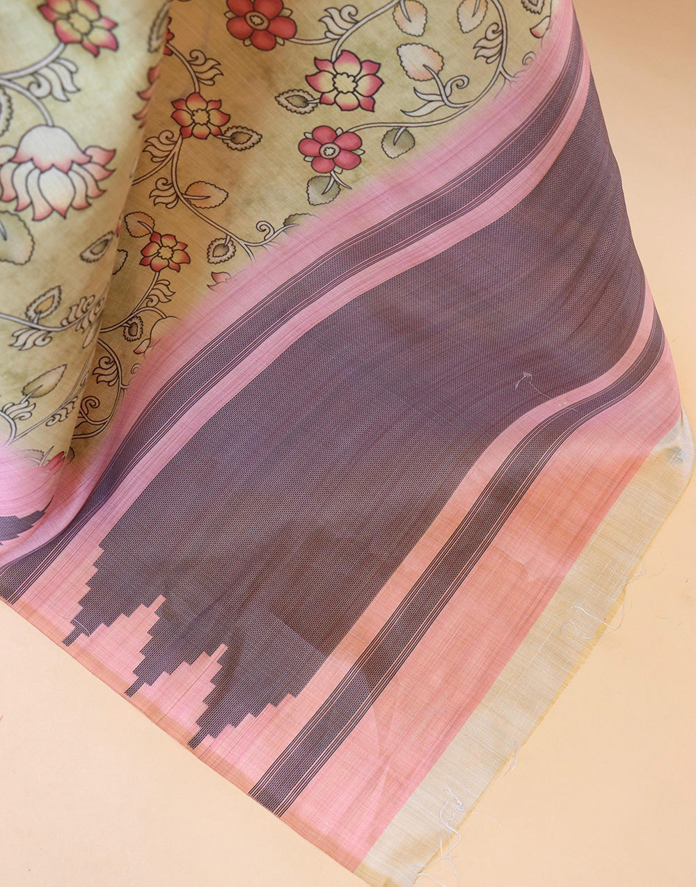 Light Yellow Silk Saree With Digital Printed Work