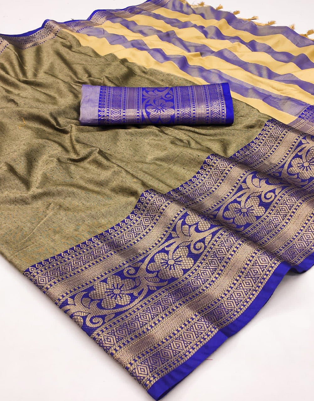 Mehendi Silk Saree With Zari Weaving Border