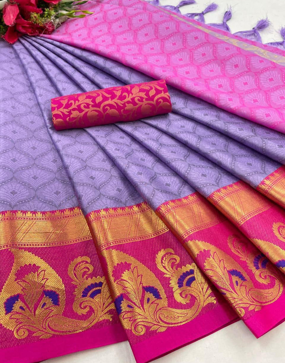 Lavender & Pink Silk Saree With Zari Weaving Border