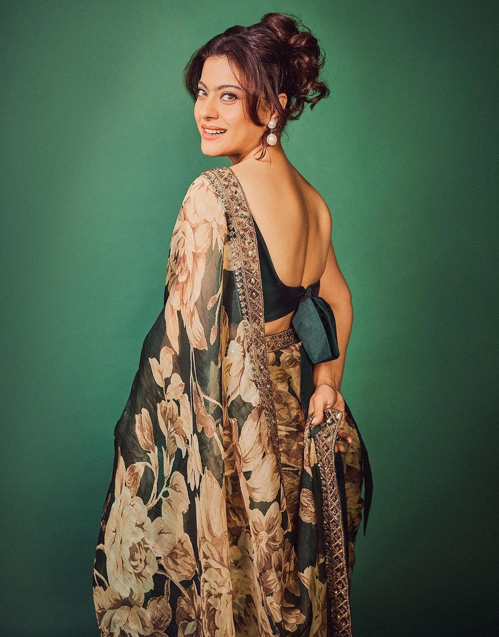 Green Saree With Digital Print & Embroidery Lace