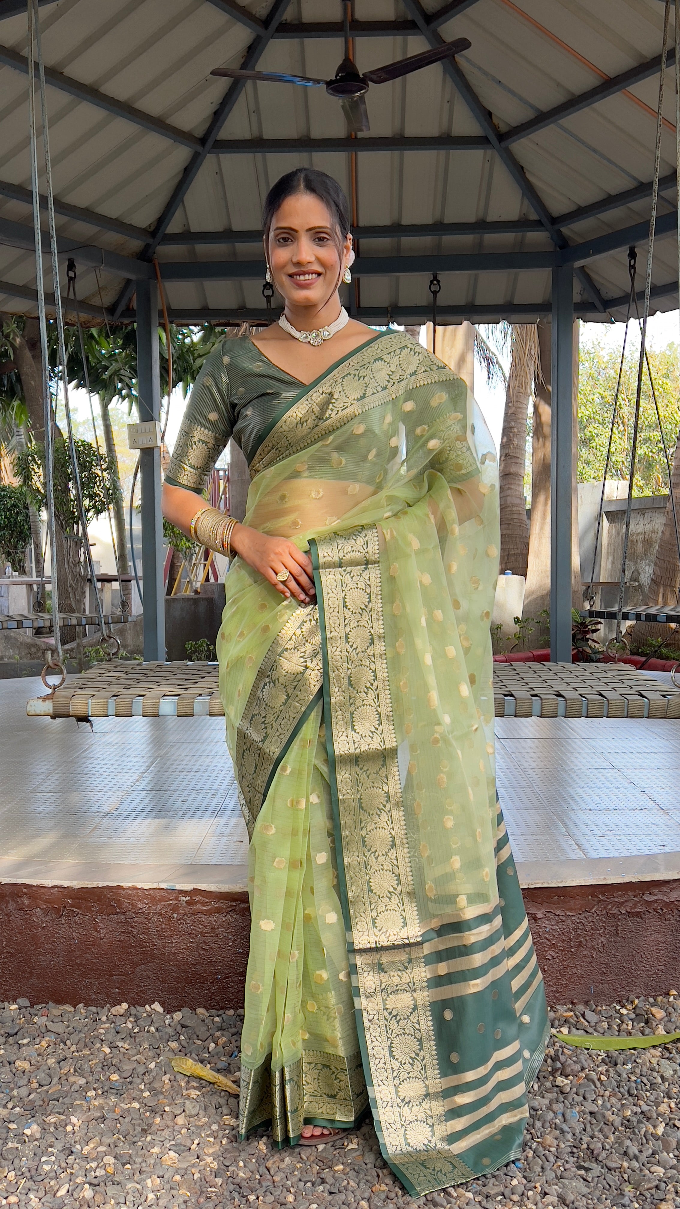 Graceful Ready To Wear Soft Organza Silk Saree With Blouse Piece