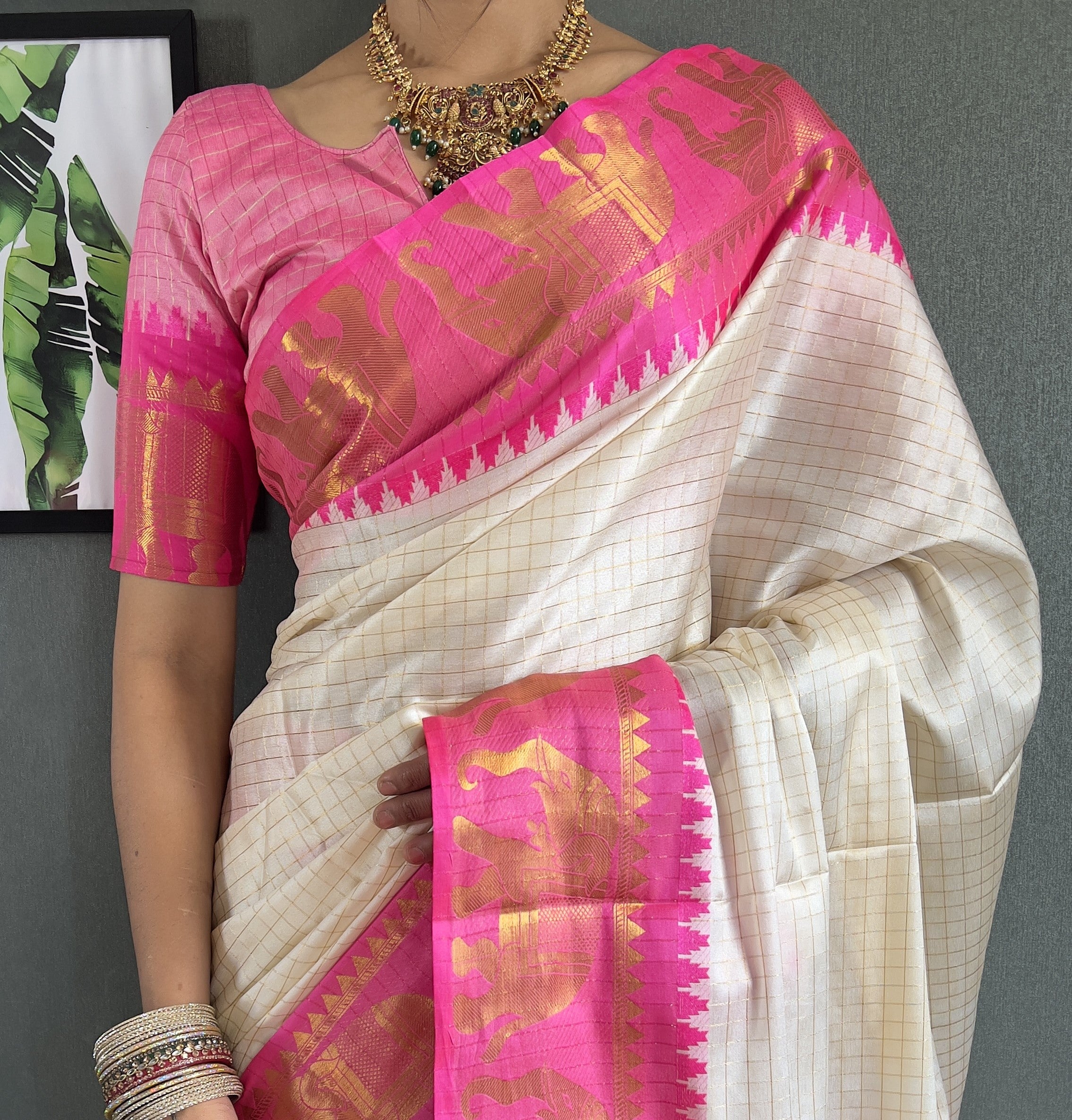 Ethnic Motifs Woven Design Zari Cheks Kanjeevaram Silk Saree Just Wear 1.Min