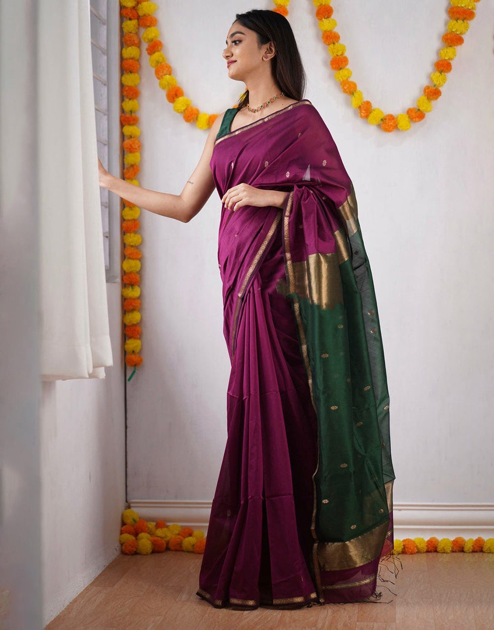 Magenta Cotton Silk Saree With Zari Weaving Work