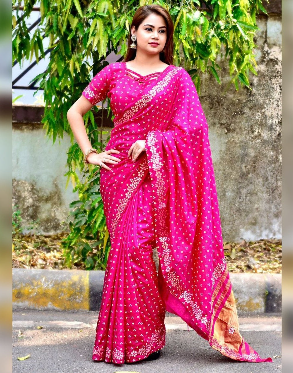 Pink Silk saree With Gota Patti Border & Block Bandhej Print