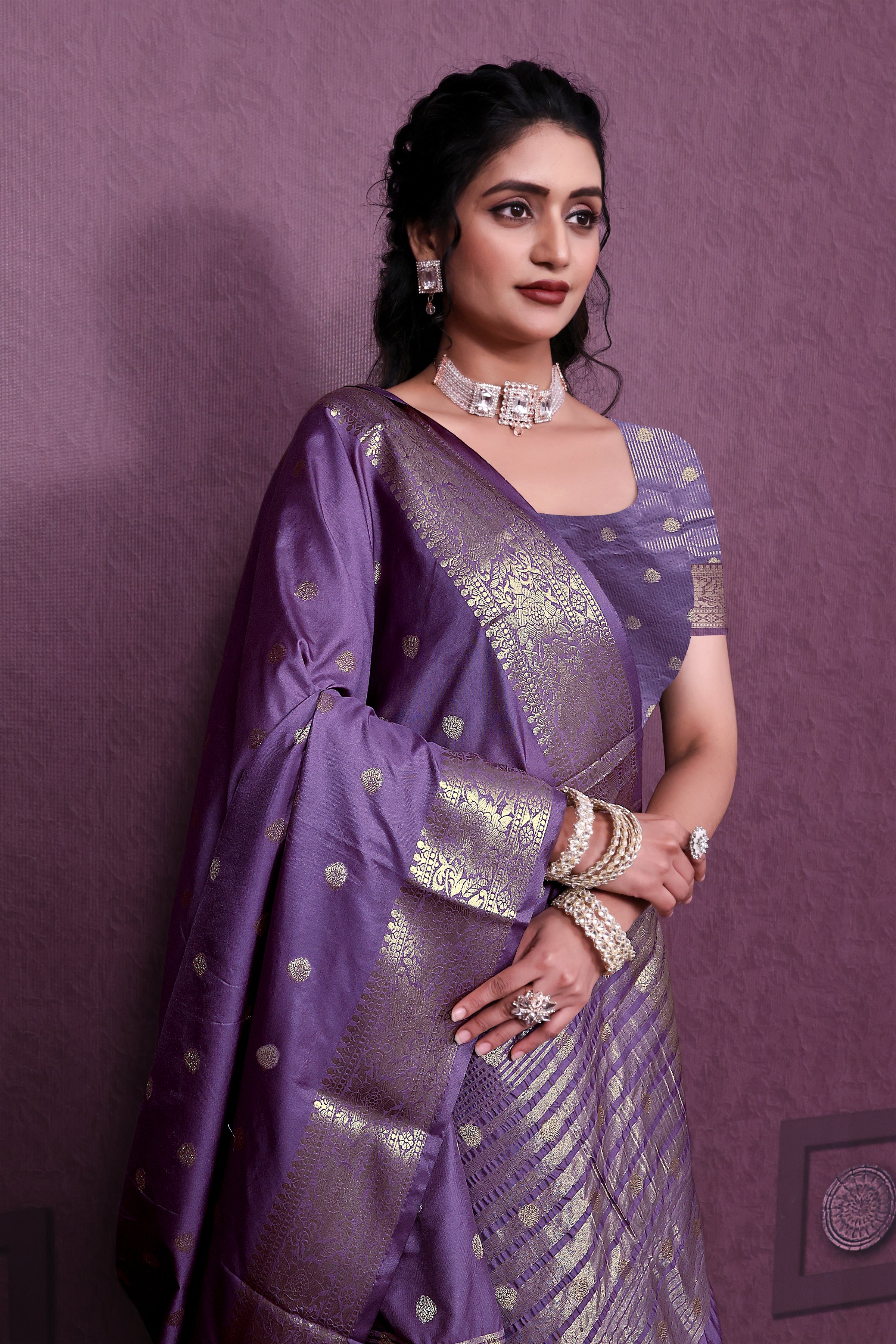 Graceful Satin Jacquard Woven Saree with Rich Textured Weaving