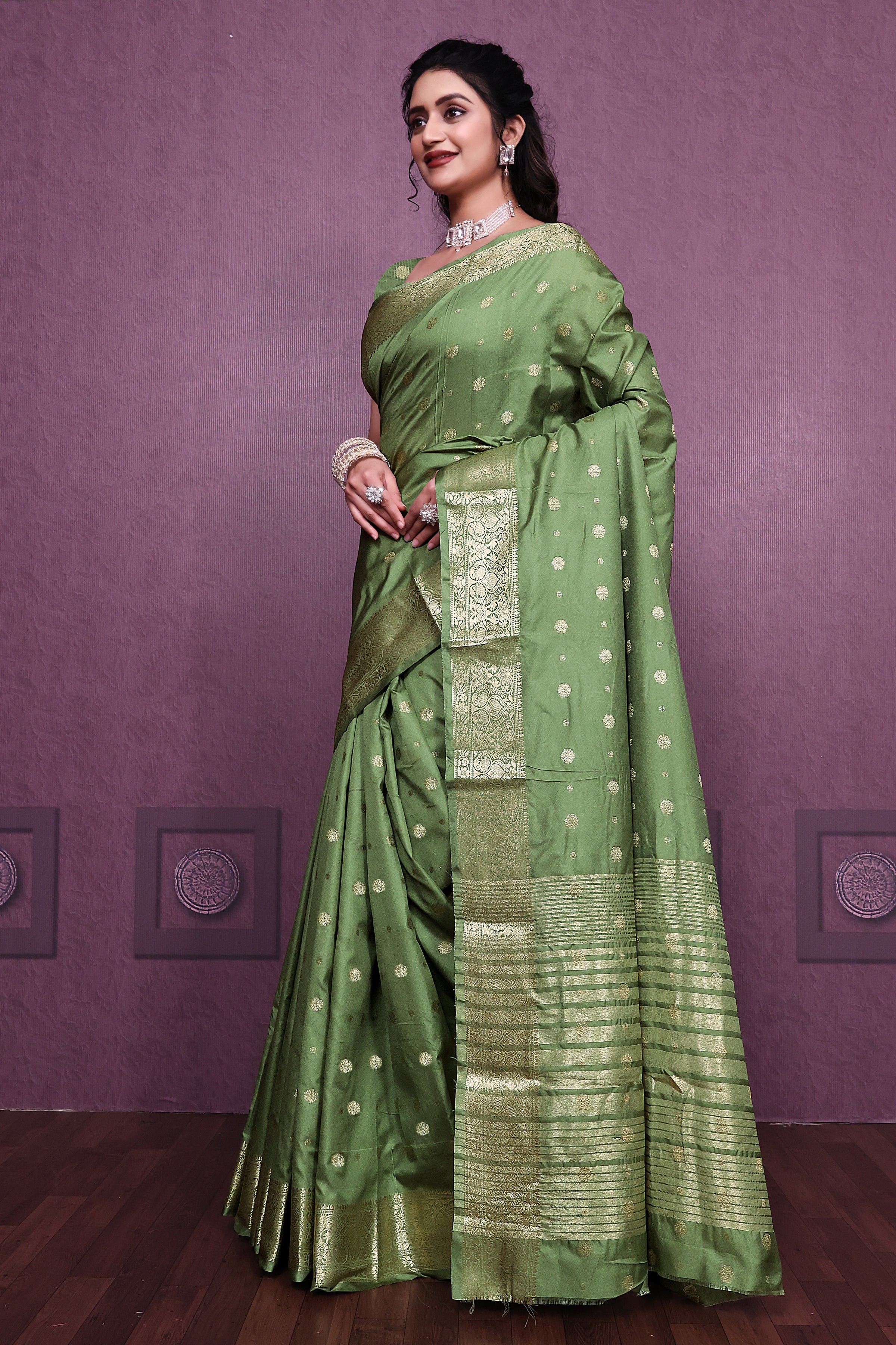Exclusive Border Nimakari Design Soft Silk Saree