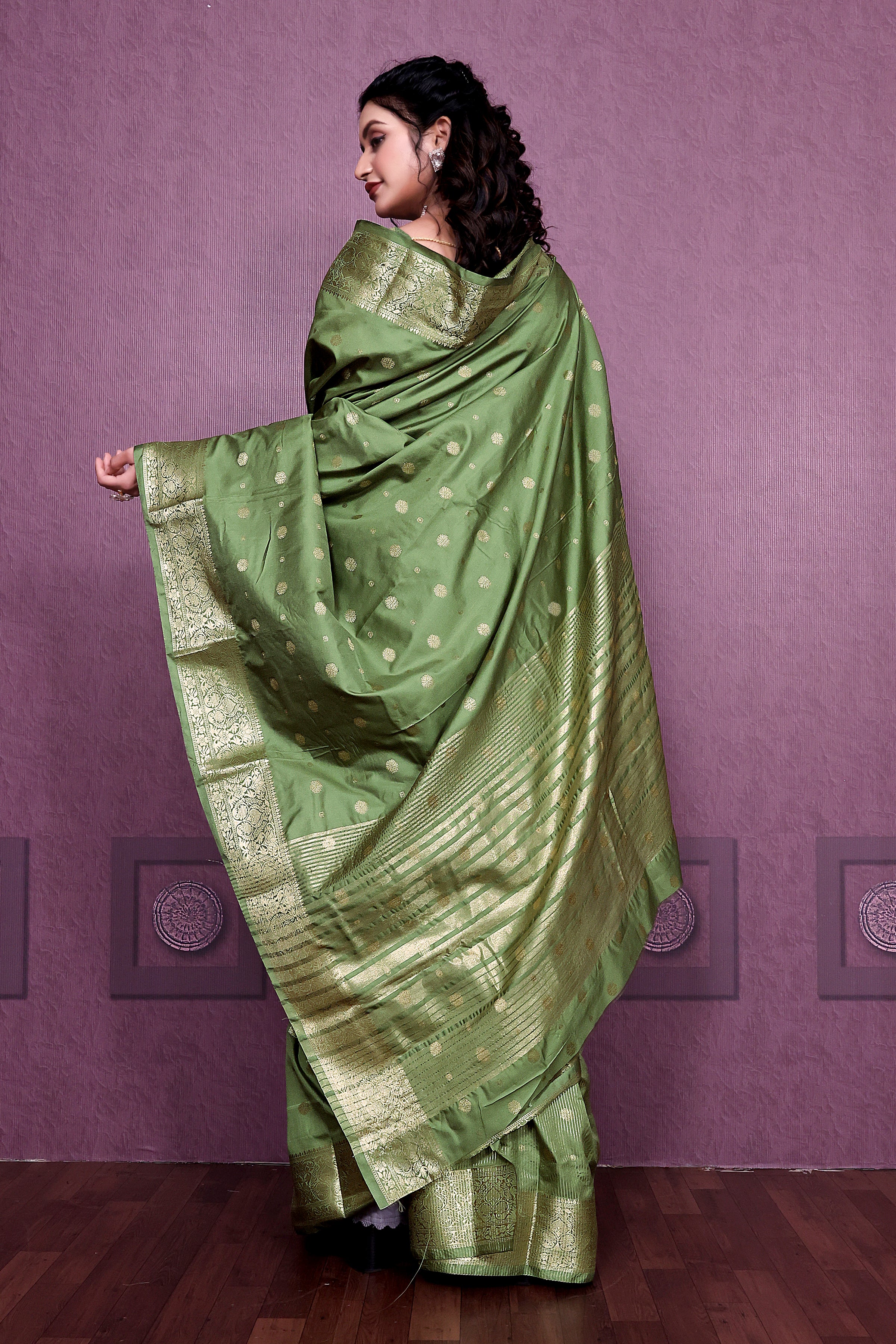 Exclusive Border Nimakari Design Soft Silk Saree