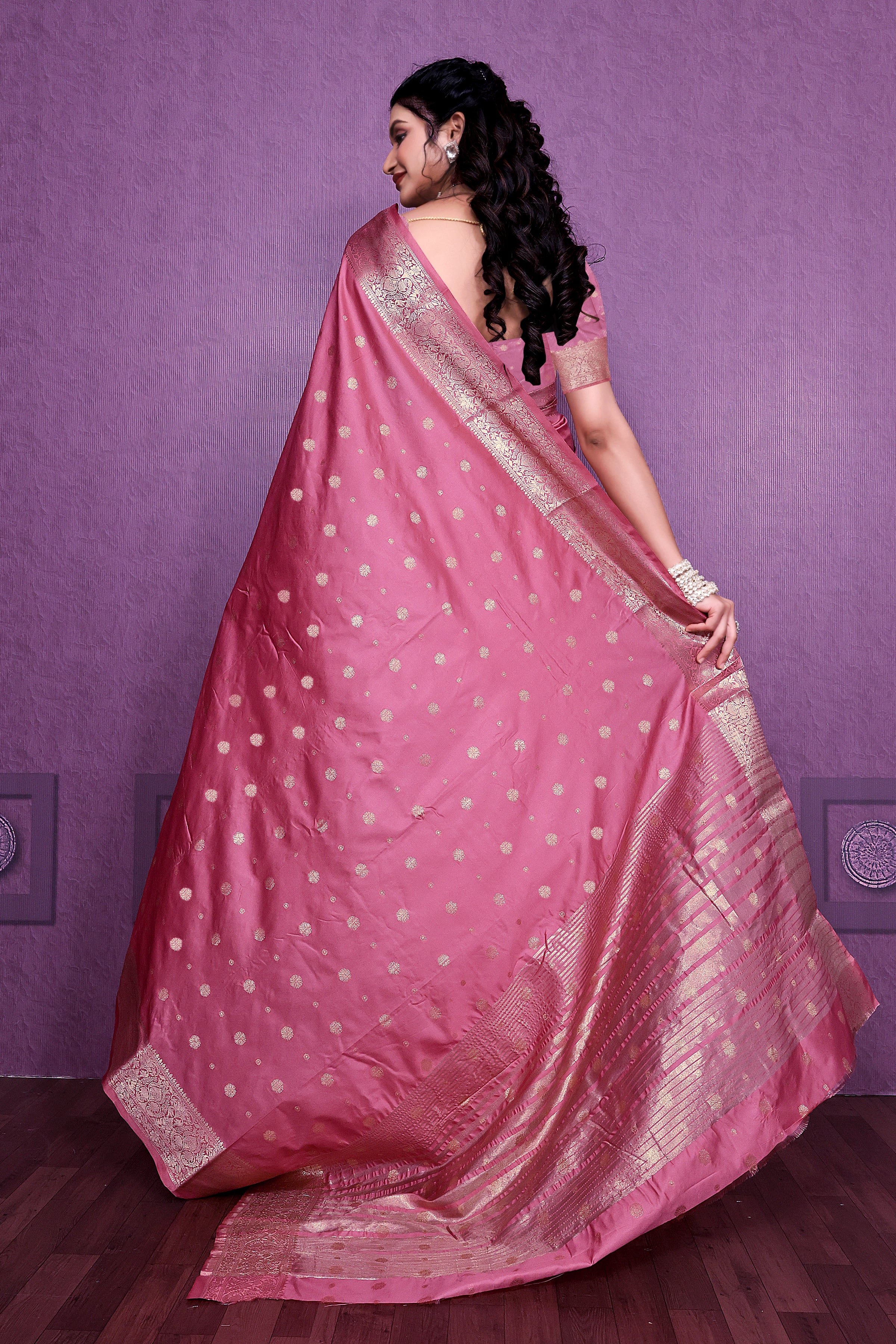 Exclusive Border Nimakari Design Soft Silk Saree