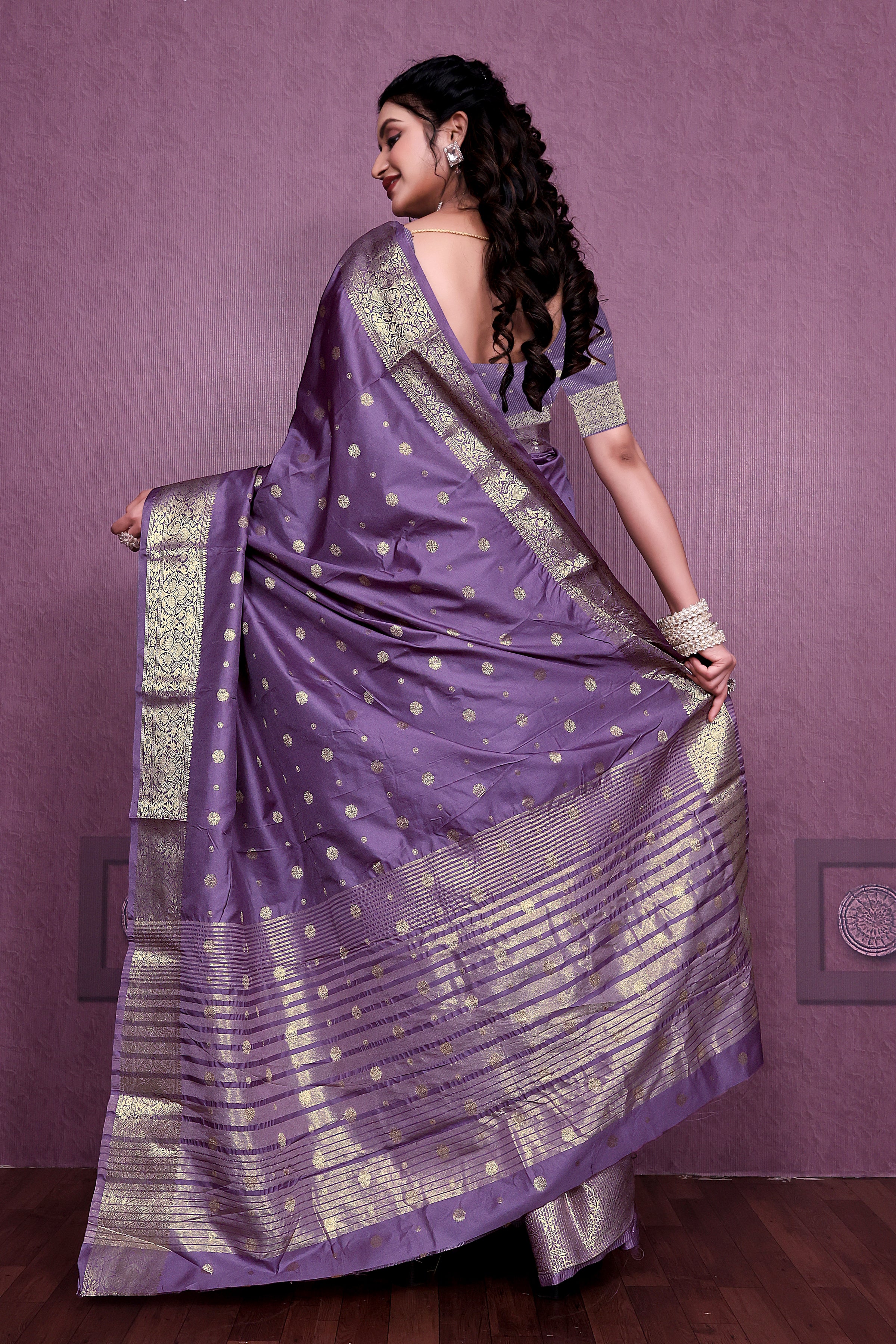 Exclusive Border Nimakari Design Soft Silk Saree