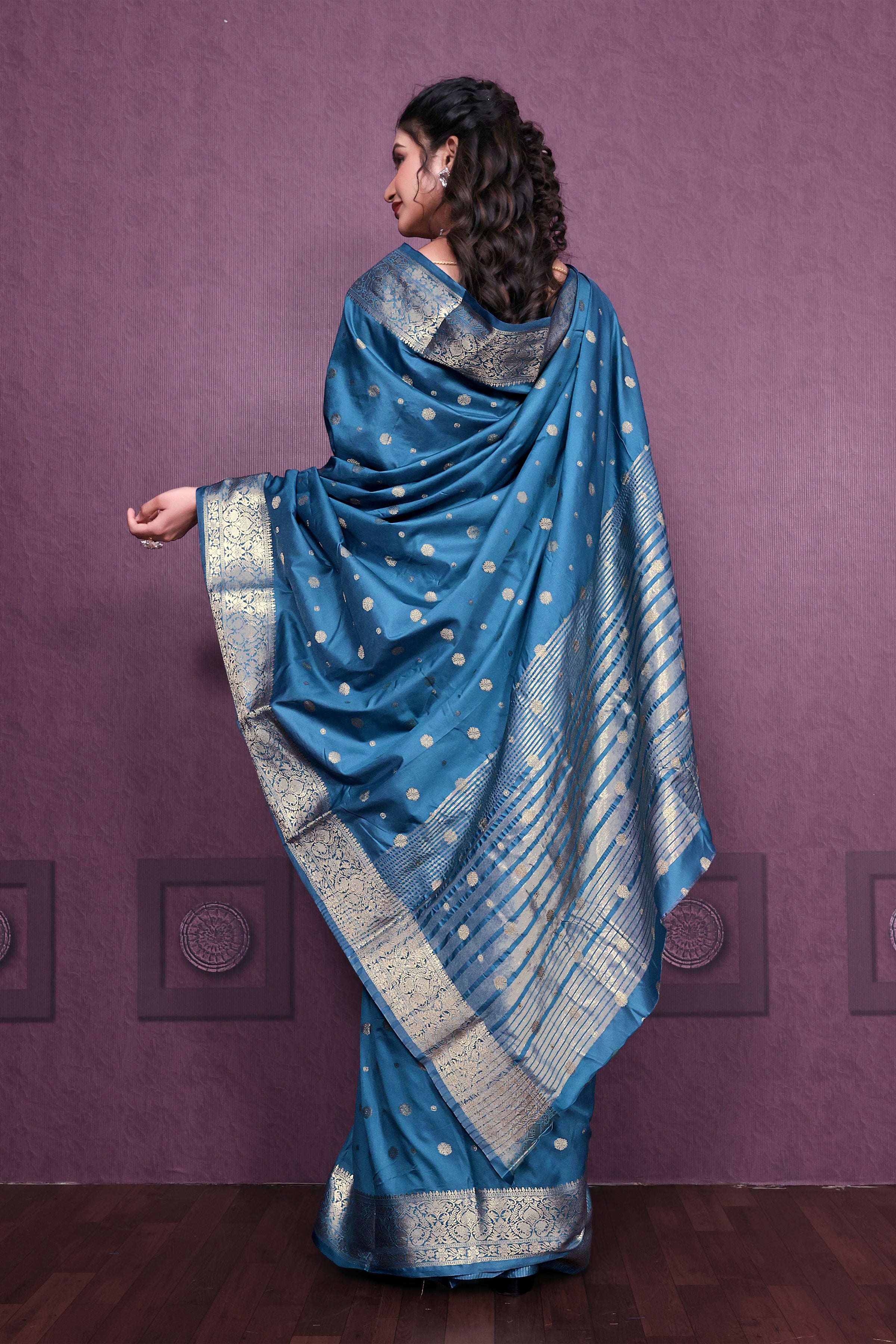 Exclusive Border Nimakari Design Soft Silk Saree