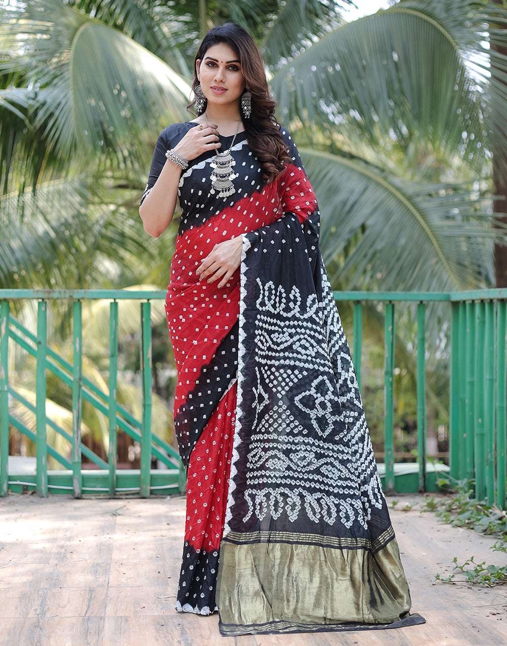 Black & Red Hand Bandhej Bandhani Saree Wth Zari weaving Work