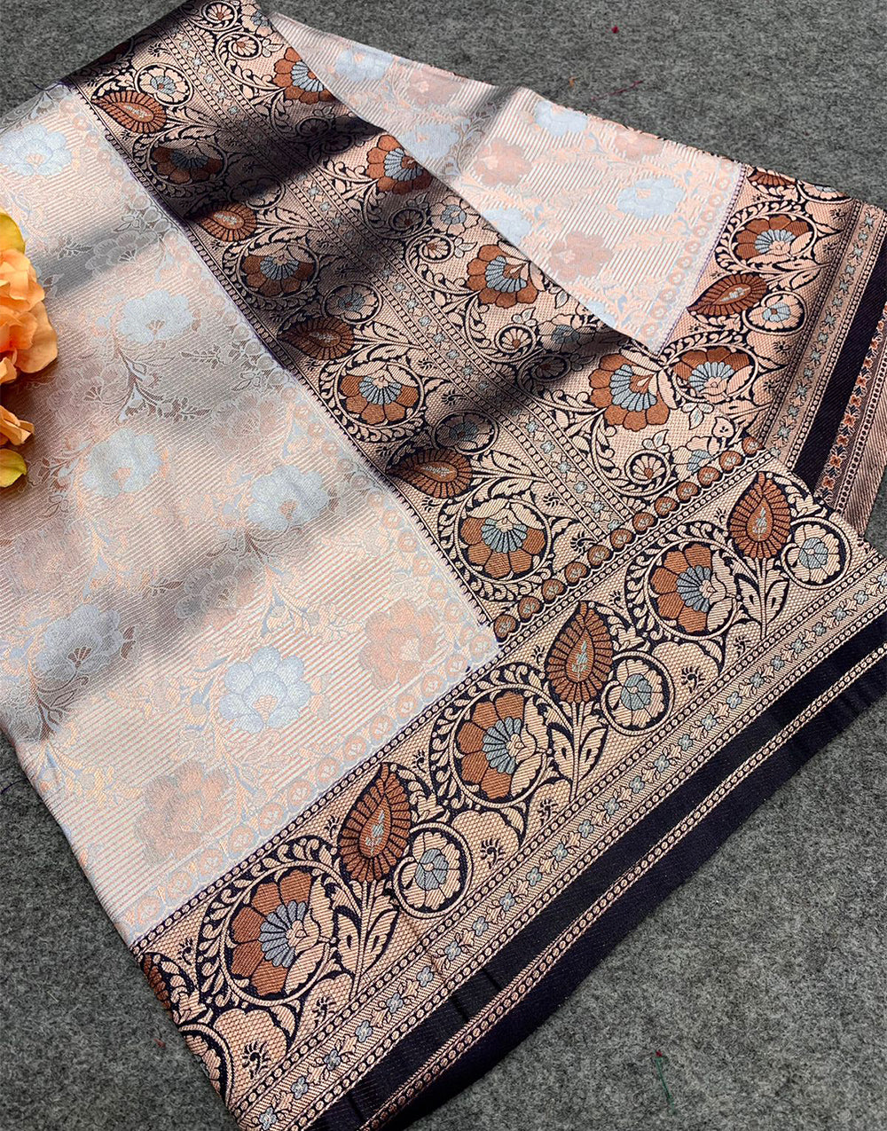 Rust Pink Kanjivaram Silk Saree With Zari Weaving Work