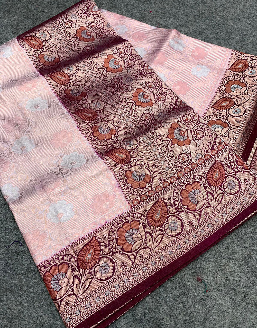 Light Peach Kanjivaram Silk Saree With Zari Weaving Work