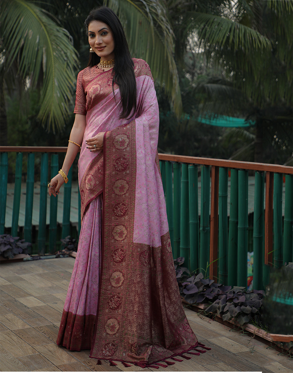 Wild Orchid Pink Kanjivaram Soft Silk Saree With Weaving Work