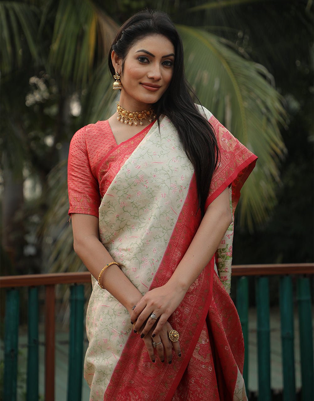 Off White Kanjivaram Silk Saree With Weaving Work
