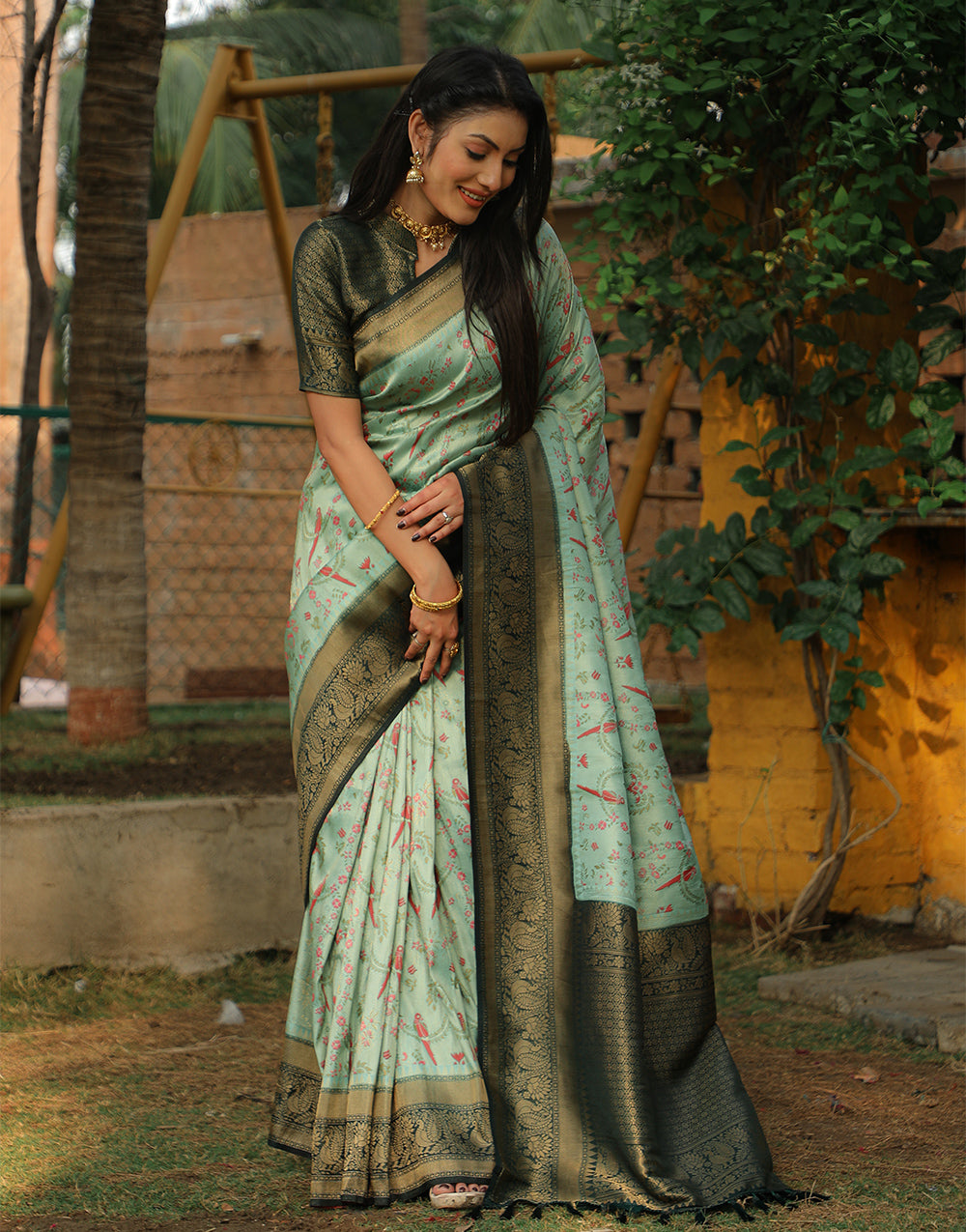 Mint Green Kanjivaram Soft Silk Saree With Weaving Work