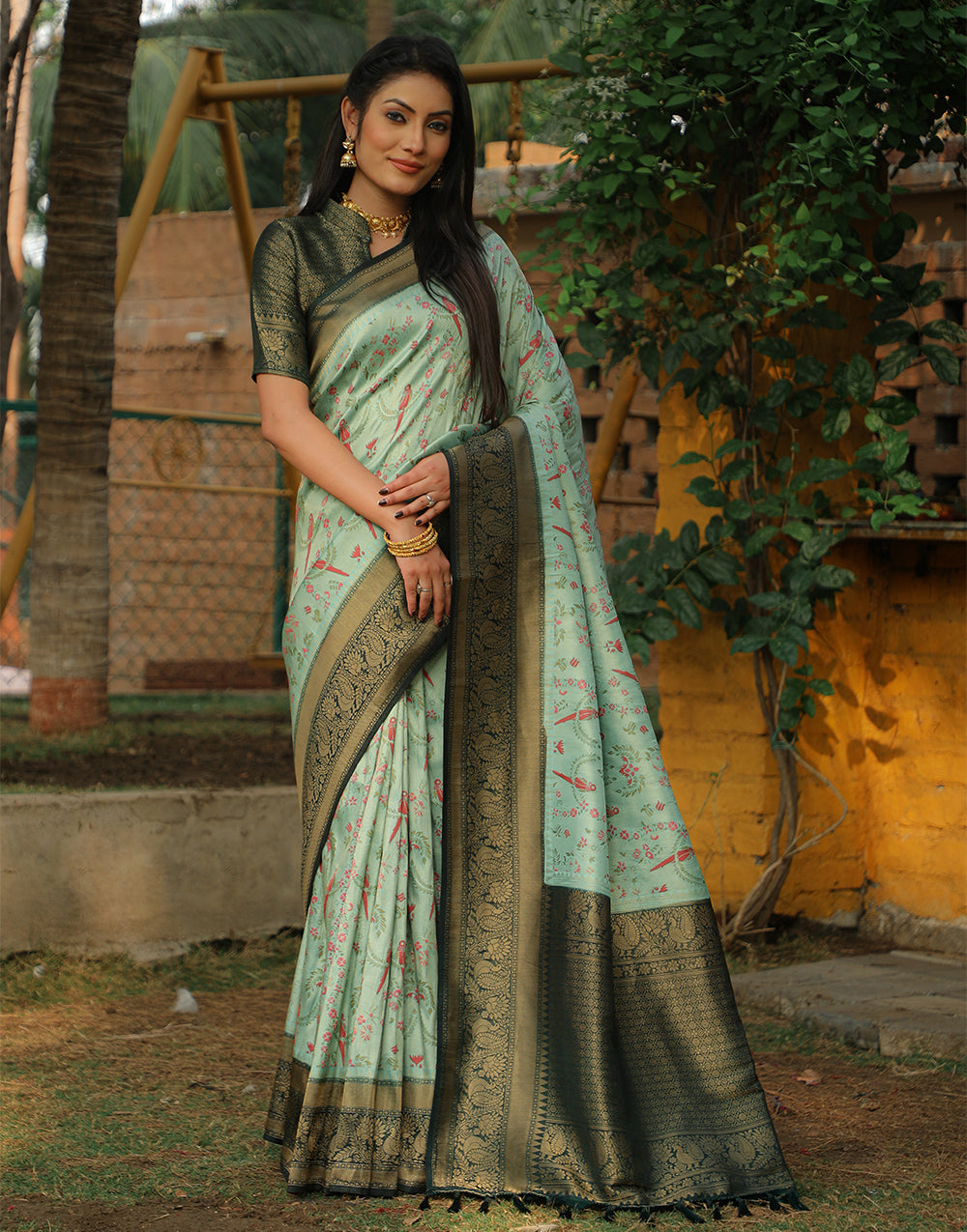 Mint Green Kanjivaram Soft Silk Saree With Weaving Work