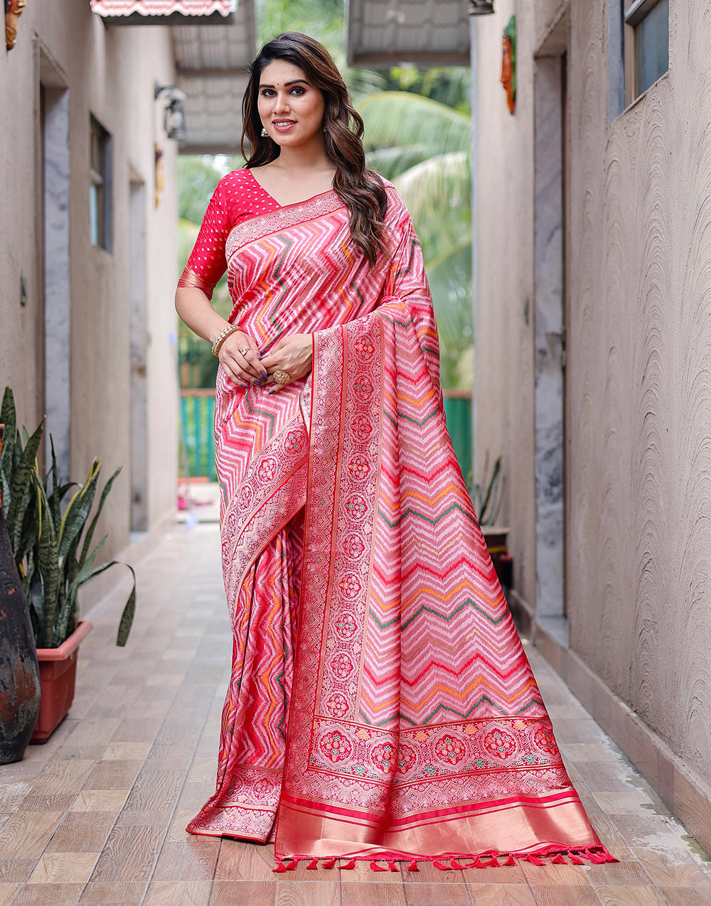 Peony Pink Kanjivaram Silk Saree With Zari Weaving Work