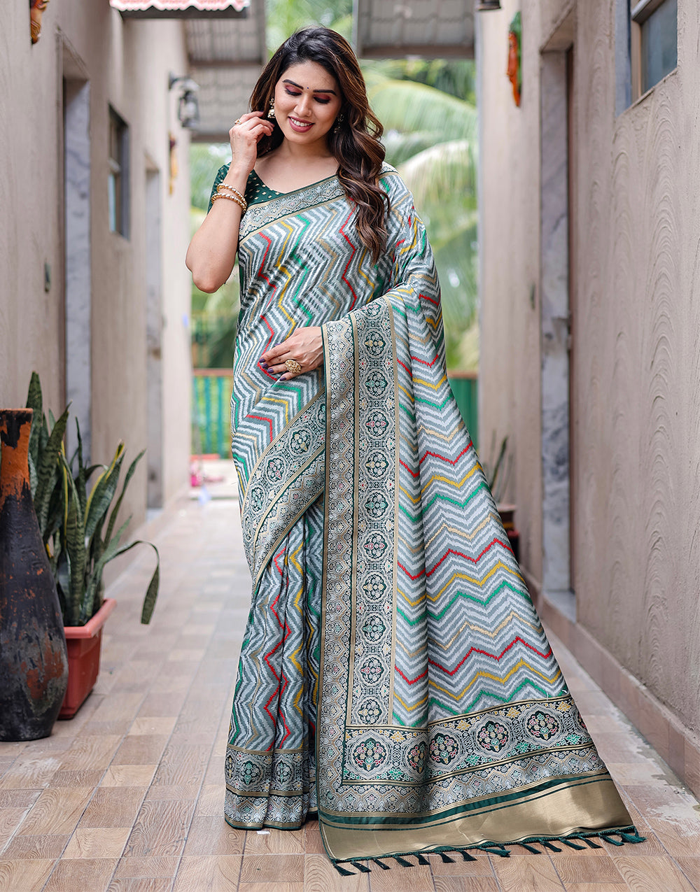 Castleton Green Kanjivaram Silk Saree With Zari Weaving Work