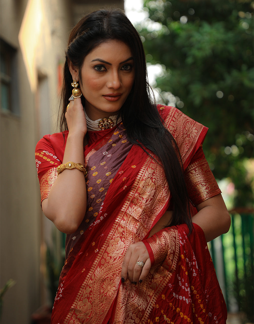 Red Brown Bandhej Silk Saree With Weaving Work