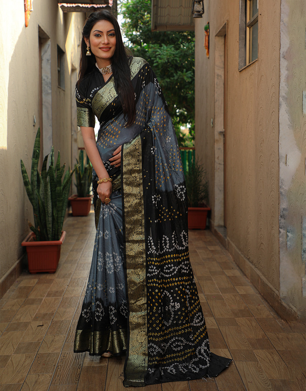 Gary Black Bandhej Silk Saree With Weaving Work