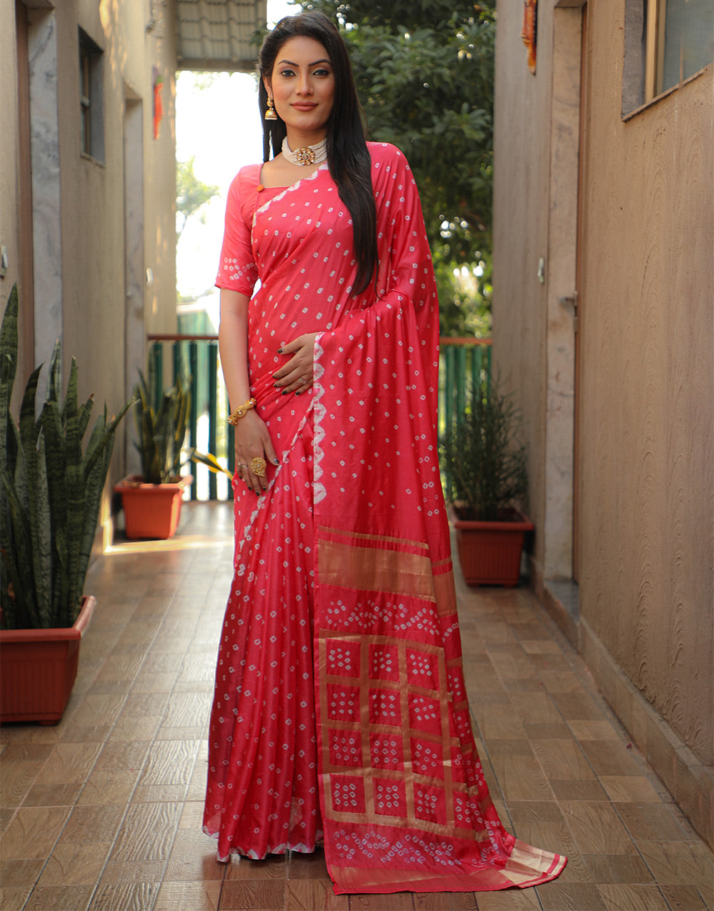 Red Bandhani Saree With Zari Weaving Work