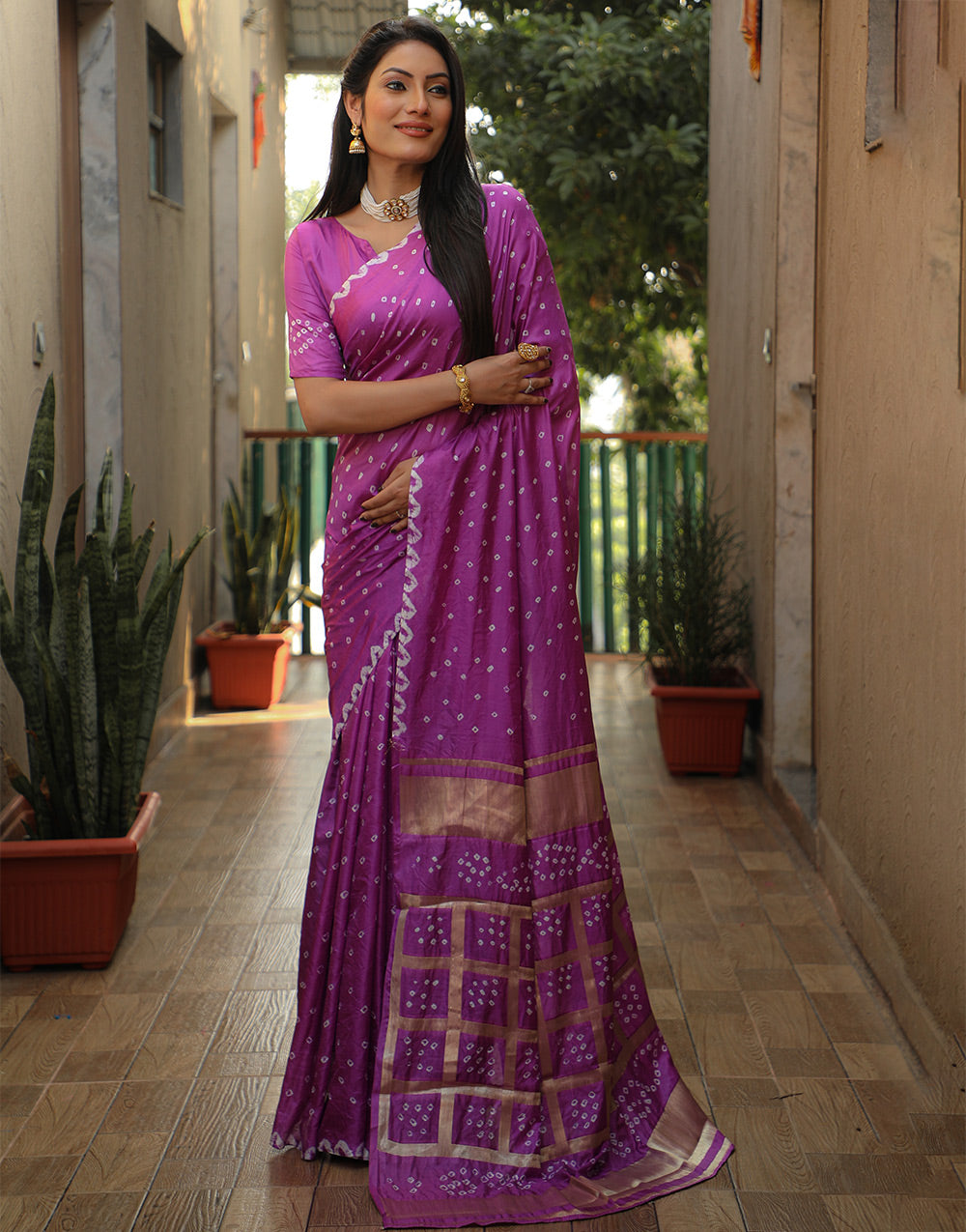 Purple Bandhani Saree With Zari Weaving Work