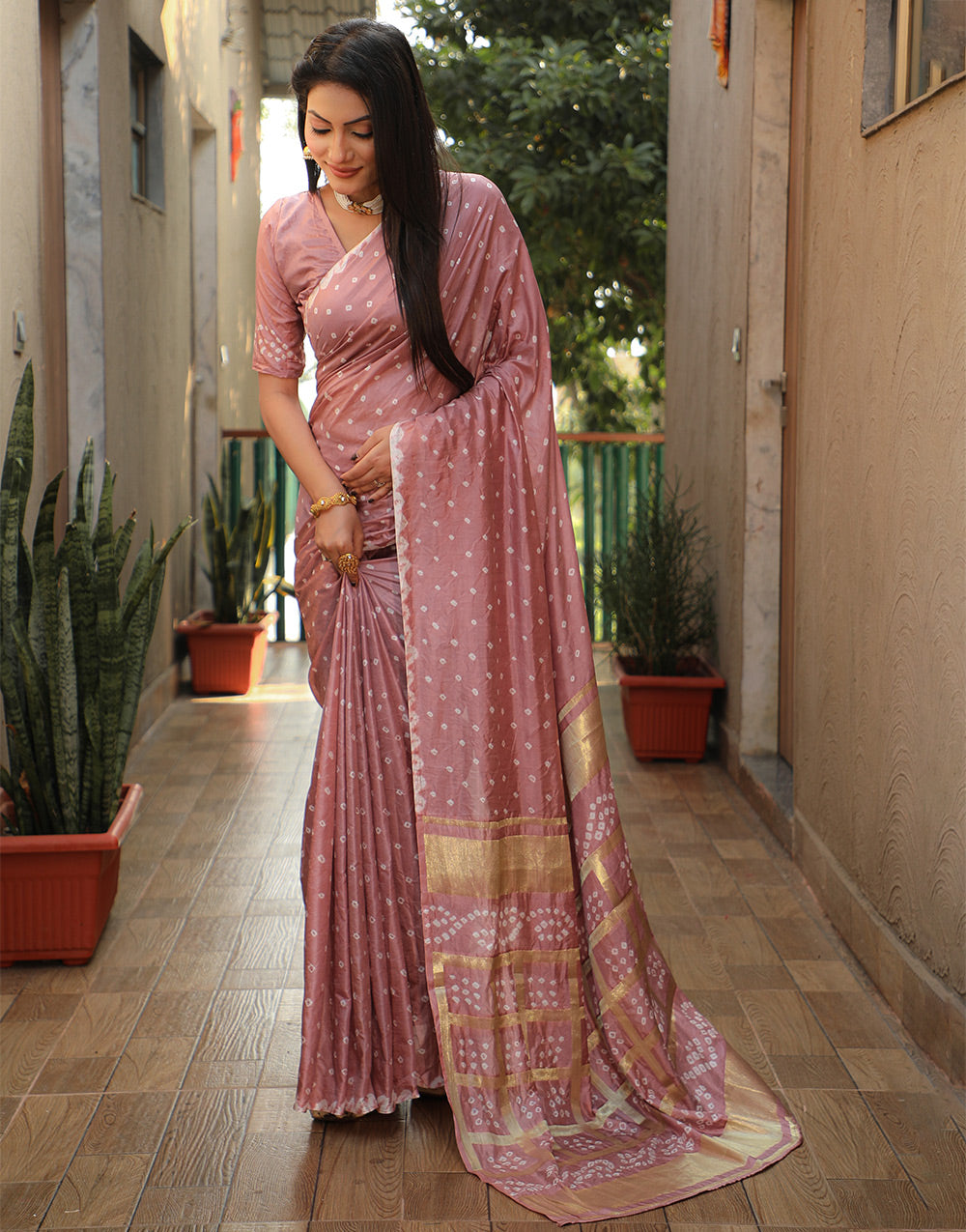 Turkish Rose Pink Bandhani Saree With Zari Weaving Work