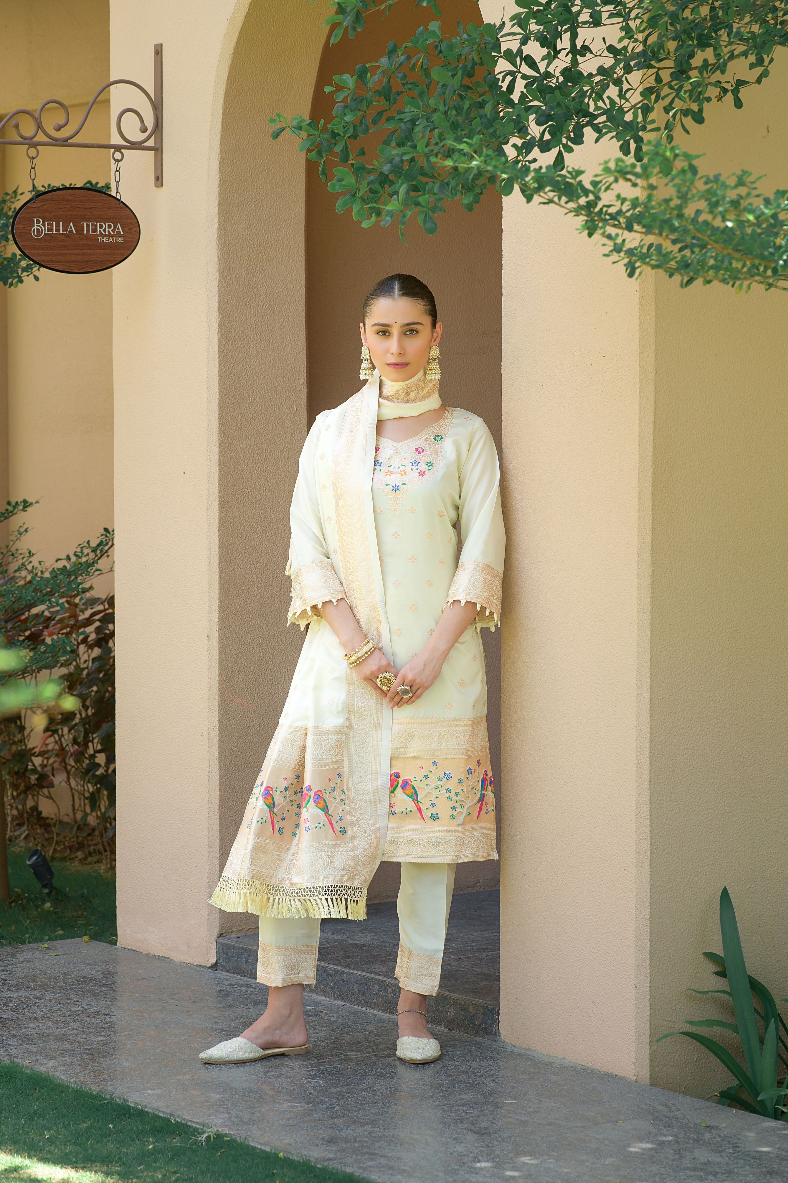 Off White Paithani Silk With Zari Weaving Salwar Suit (Unstitched)