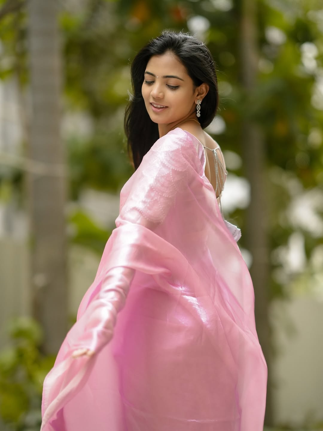 Elegant Plain Pink Silk Saree
