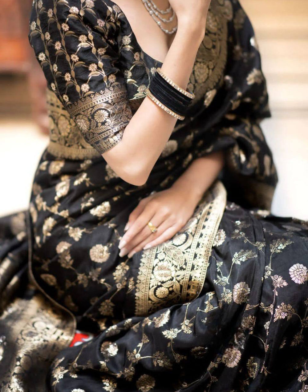 Black Banarasi Silk Saree With Zari Weaving Work