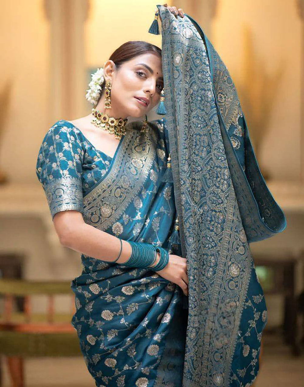 Rama Green Banarasi Silk Saree With Zari Weaving Work