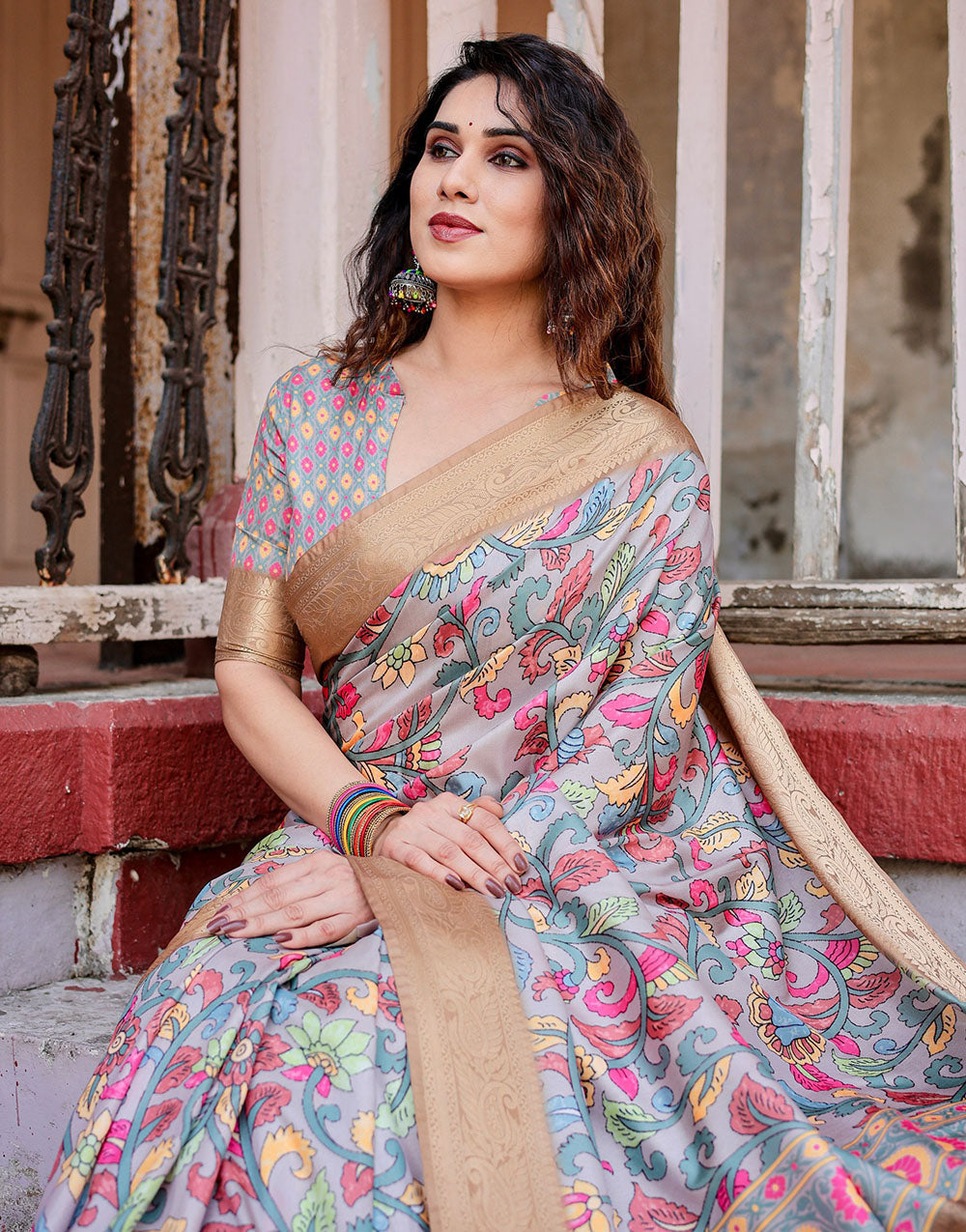 Languid Lavender Silk Saree With Digital Printed Work