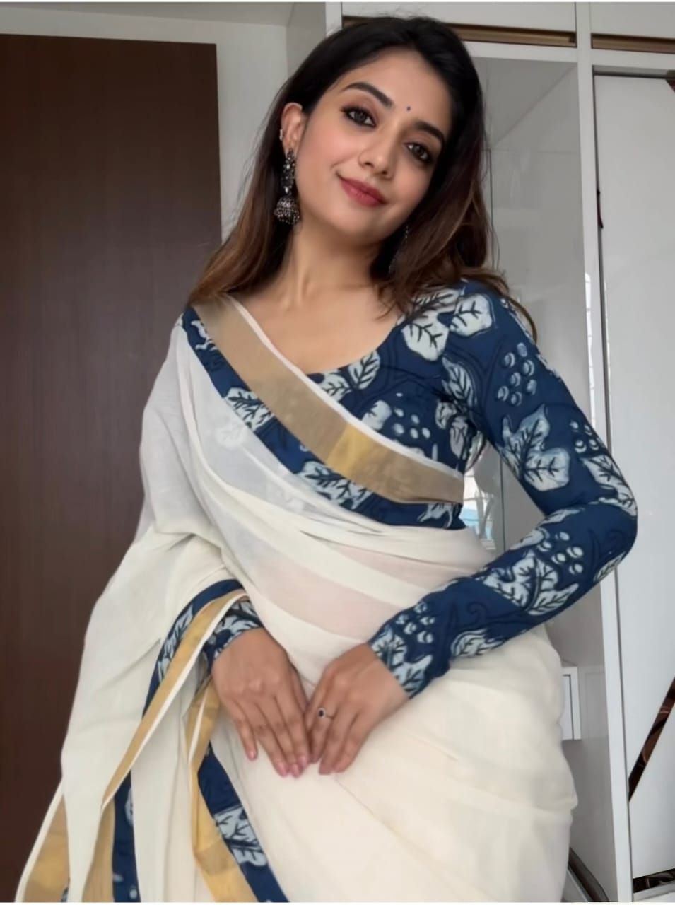 Sareewave Presents Designer Cotton Linen Silk Saree