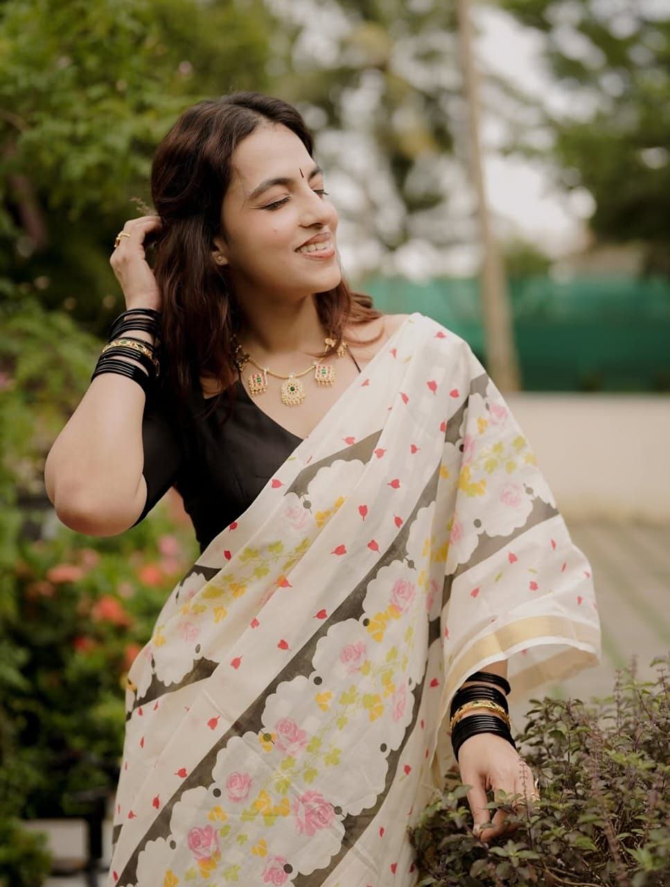Sareewave Presents Designer Cotton Linen Silk Saree
