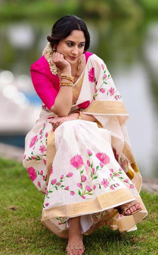 Sareewave Presents Designer Cotton Linen Silk Saree