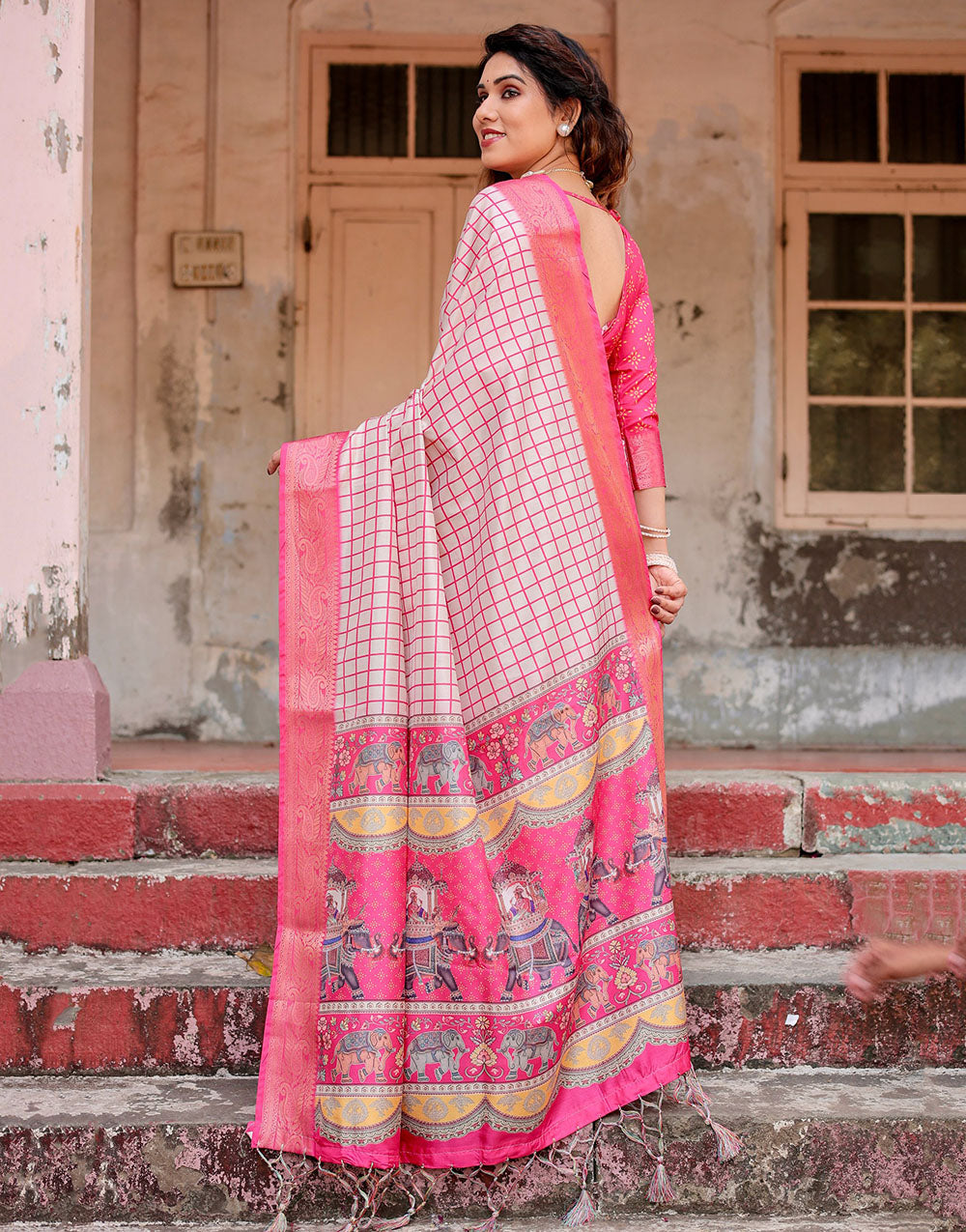 Pink & Off White Silk Saree With Digital Printed Work