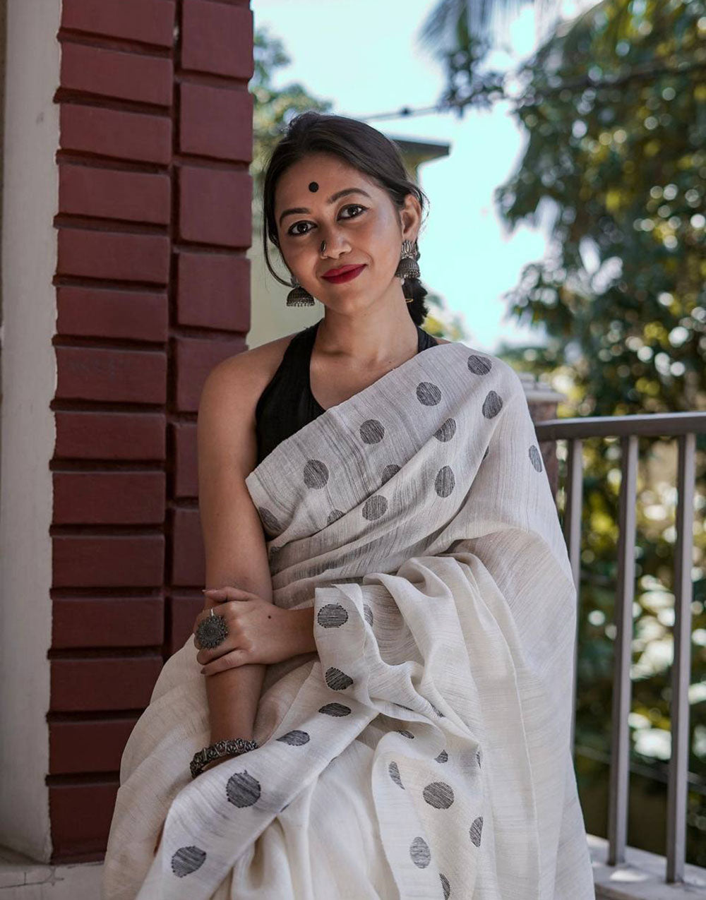 White & Black Latest Design Cotton Saree With Printed Work