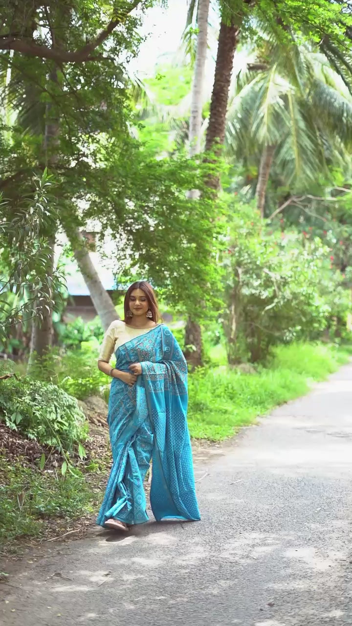 Sareewave Presents Designer Gadhval Bandhni Saree