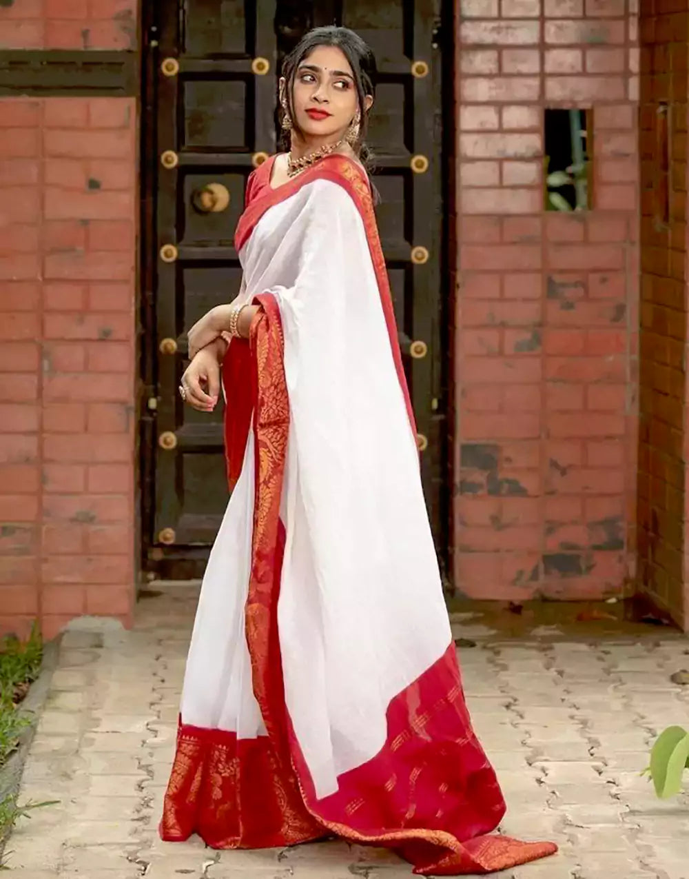 White Colour Banarasi Soft Silk Red Border Saree