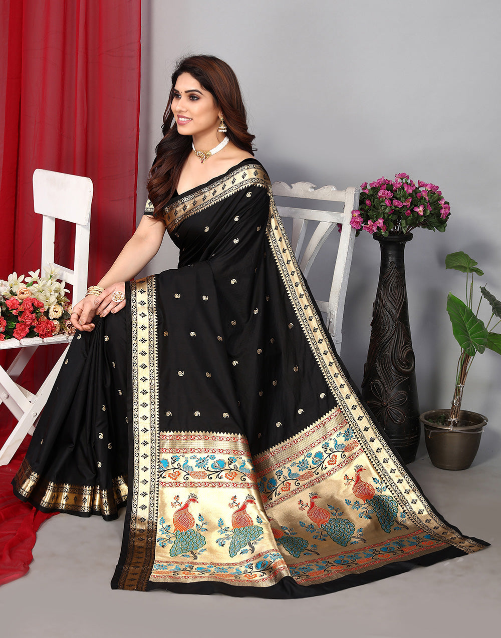 Black Paithani Saree With Zari Weaving Work