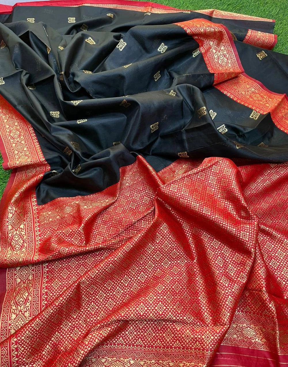 Hot Red And Black Colour Soft Lichi Silk Saree