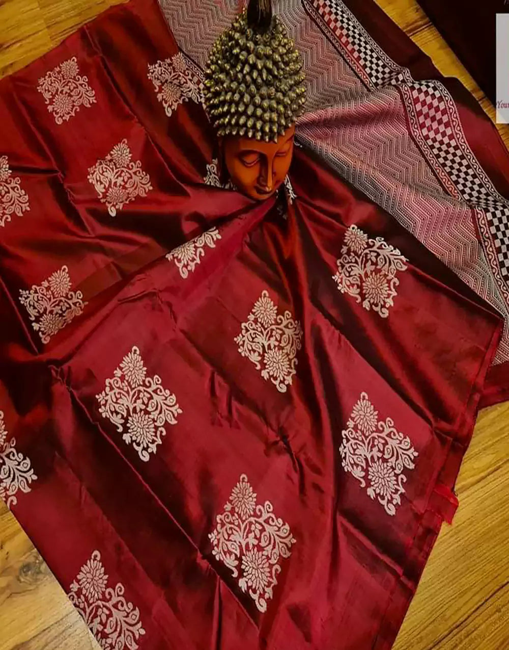 Berry Red Colour Soft Lichi Silk Saree With Rich Pallu