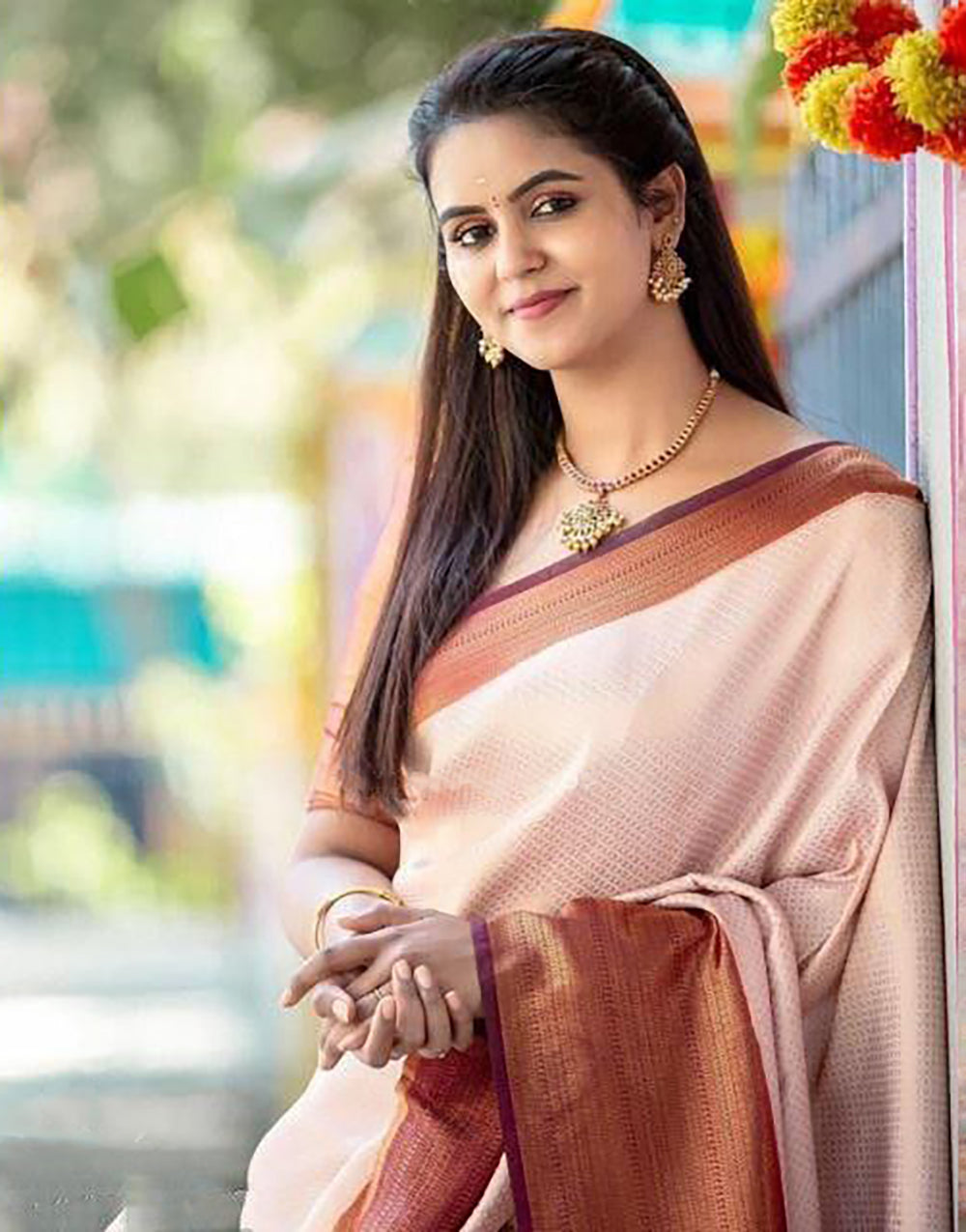 Cream Colour Soft Silk Saree With Blouse