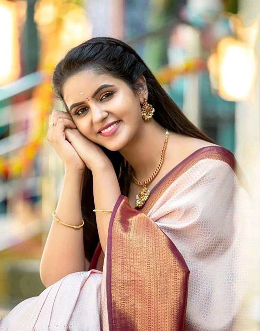 Cream Colour Soft Silk Saree With Blouse