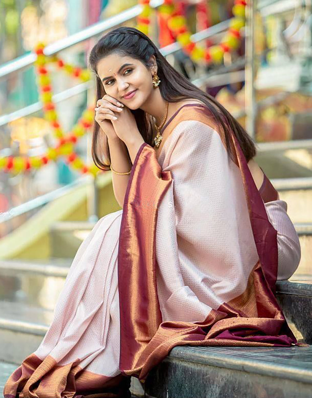 Cream Colour Soft Silk Saree With Blouse